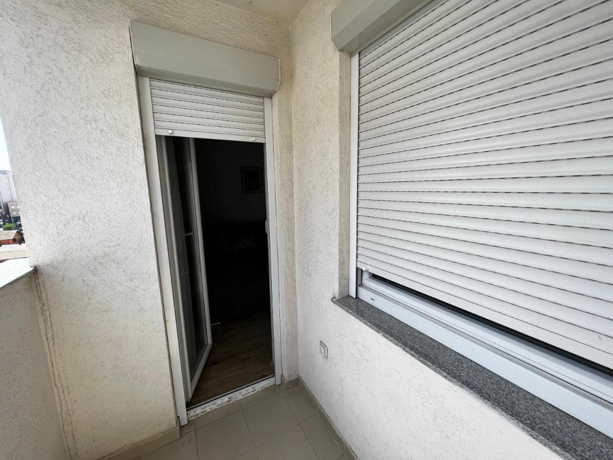 Elegant Apartment In City Centre Πρίστινα Εξωτερικό φωτογραφία